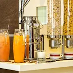 Hotel Lilia 3*